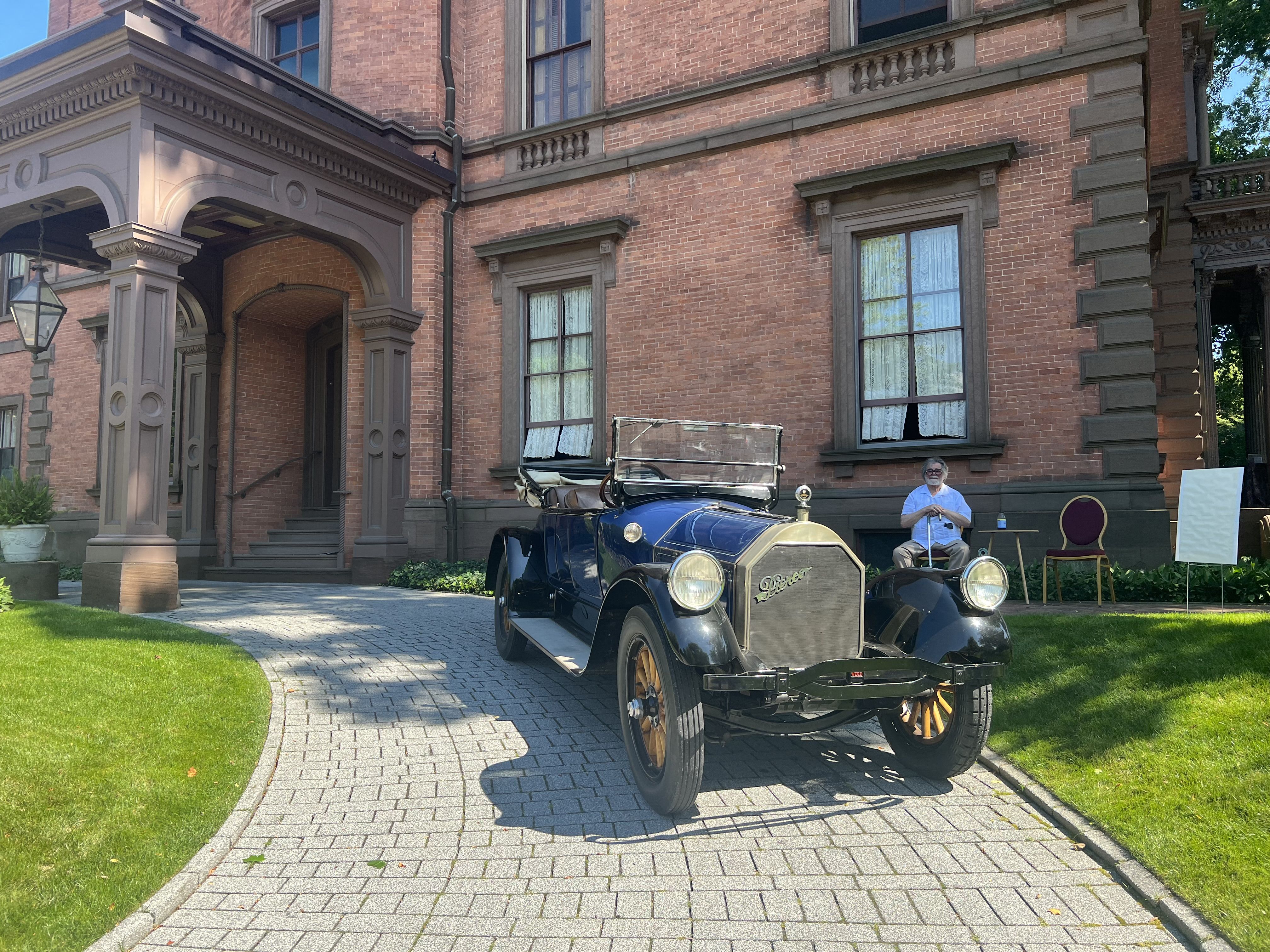 1918 Pierce Arrow Type 48 Roadster